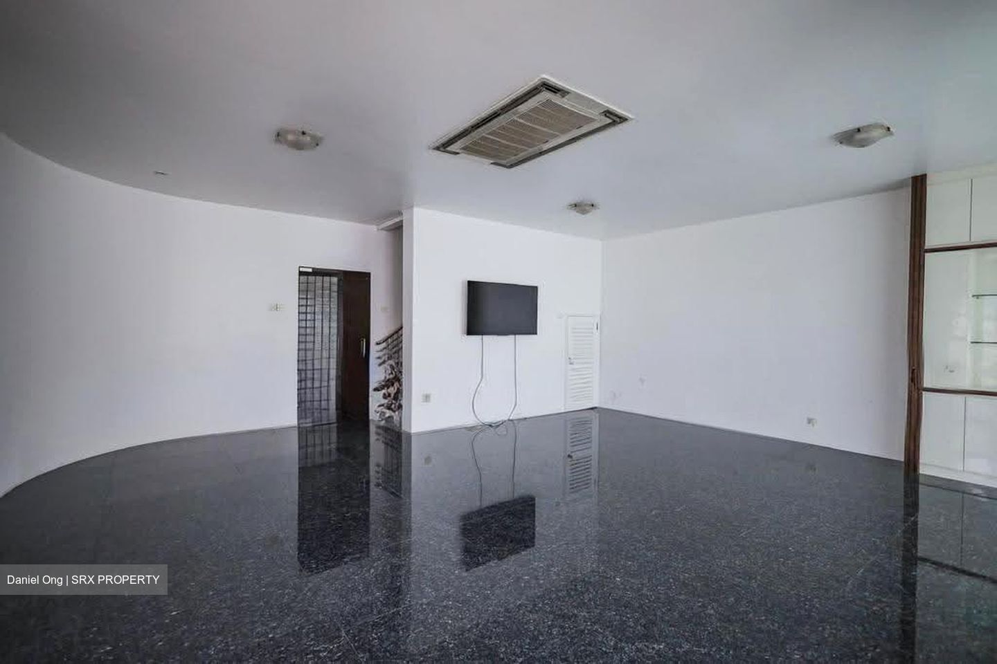 East Coast Hill (D16), Semi-Detached #610657491